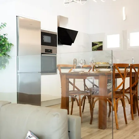 Vila Naiss Igramar *